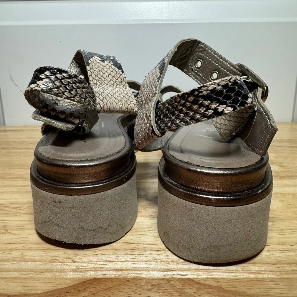 AGL Attilio Giusti Leombruni Snakeskin Platform Wedge Sandals Dusty Italian 37.5